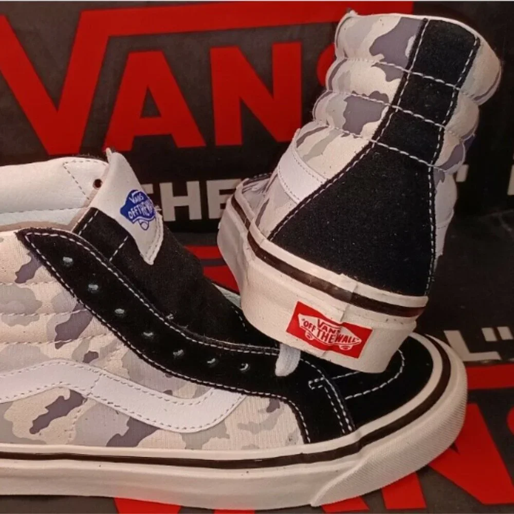 Vans Sk8-Hi 38 Dx Anaheim Factory Camo/Gray Men's 3.5/Women's 5 VNOA38GFV7G